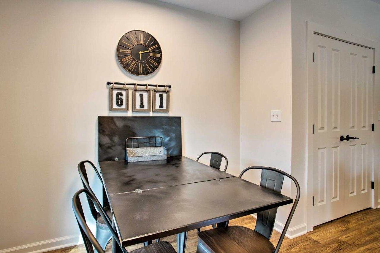 Newly Remodeled Apartment On Main Street In Saluda Экстерьер фото